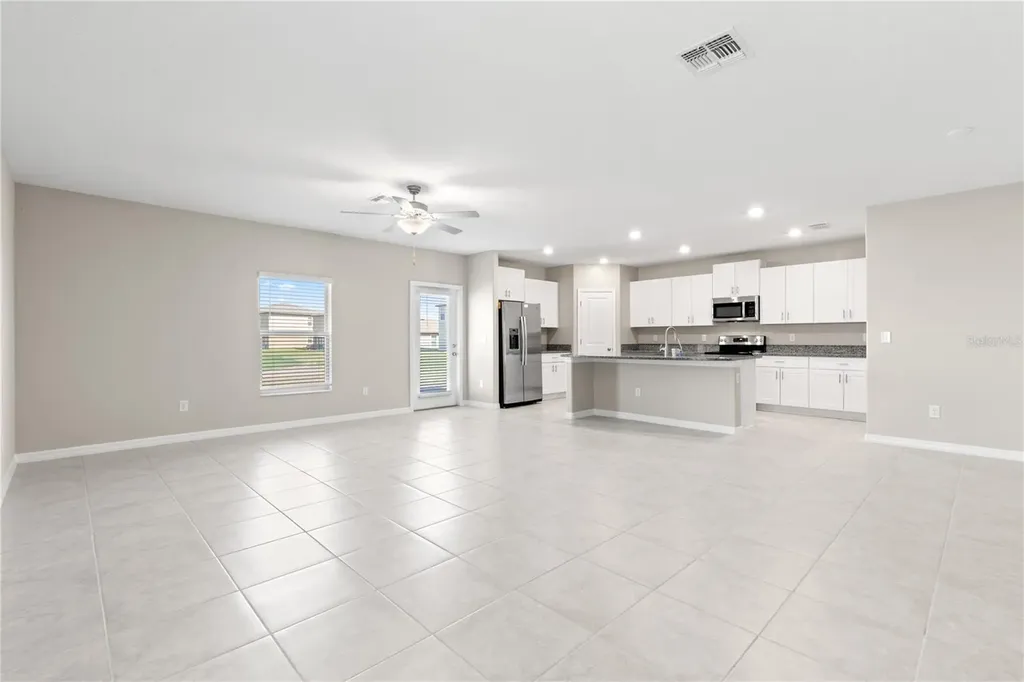 31603 Barrel Wave Way Wesley Chapel FL 33545