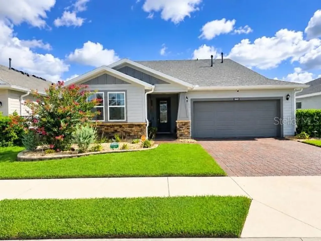 5662 NW 40th Loop Ocala FL 34482