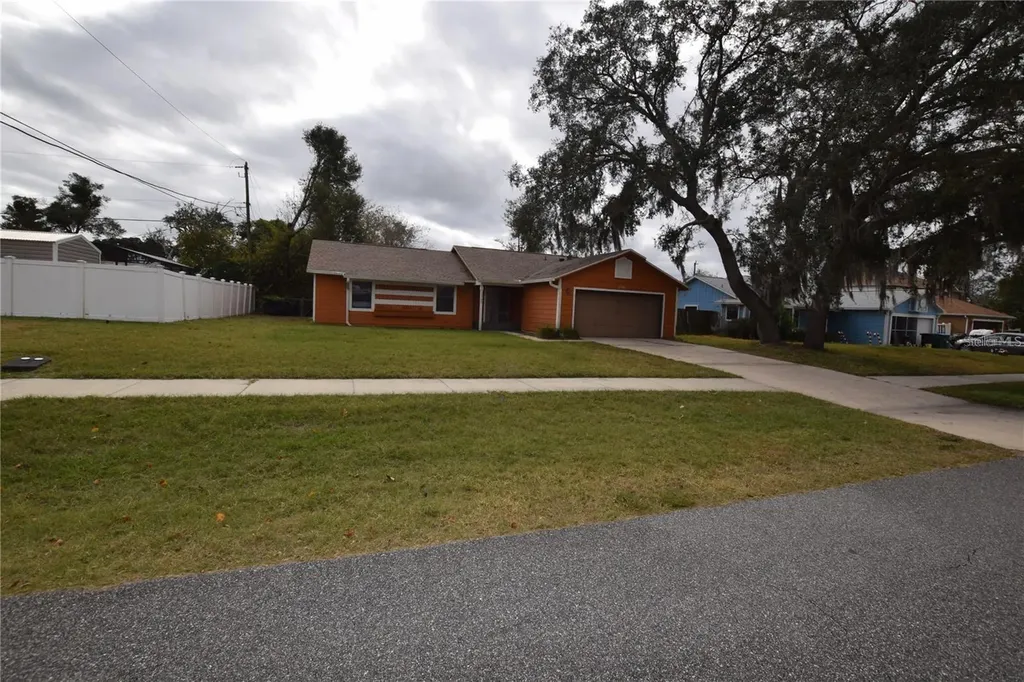 2585 Derby Drive Deltona FL 32738
