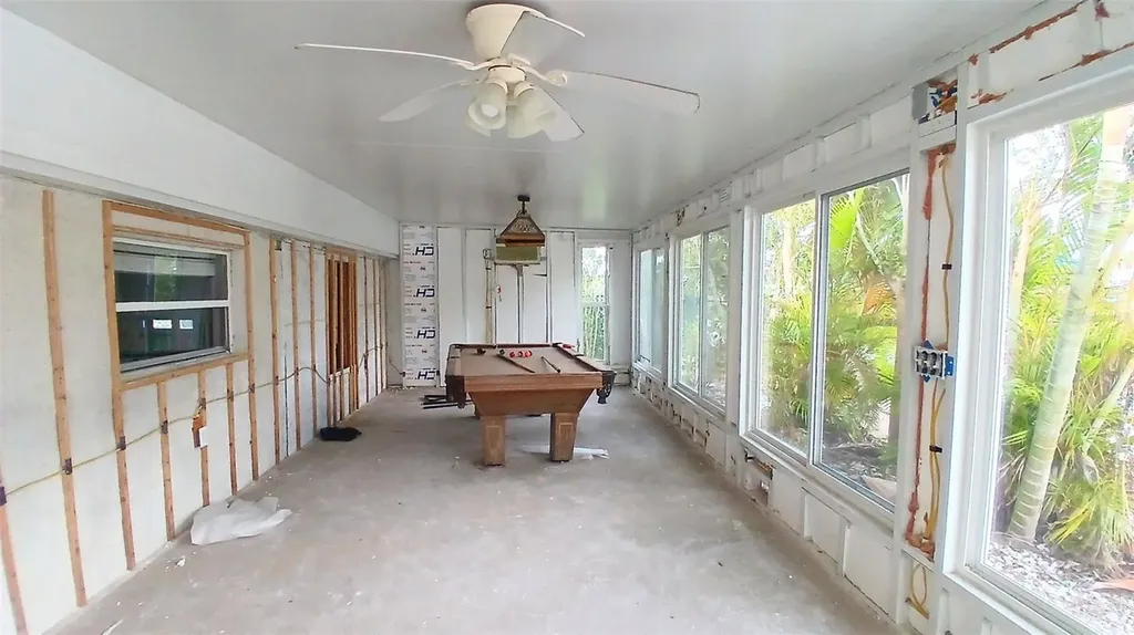 9900 Island Harbor Drive Port Richey FL 34668