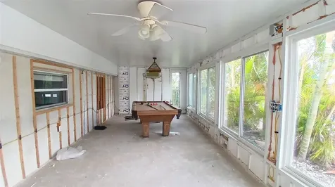 9900 Island Harbor Drive Port Richey FL 34668
