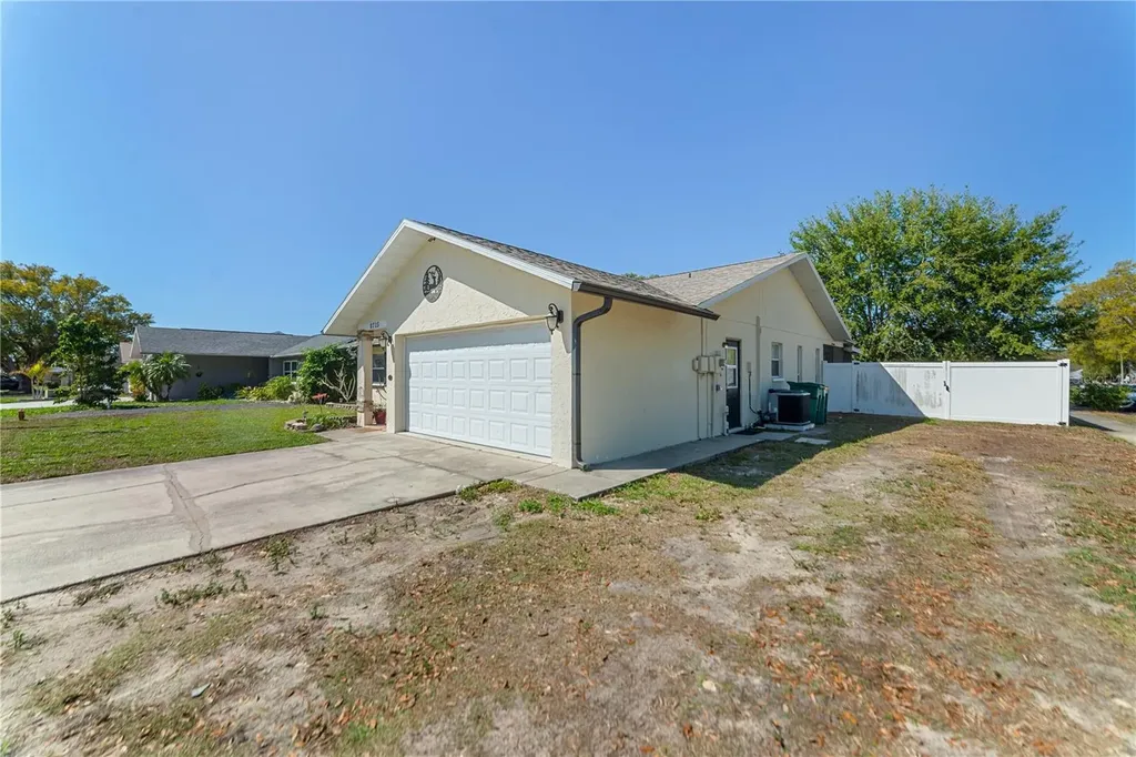 8715 Huntsman Lane Port Richey FL 34668