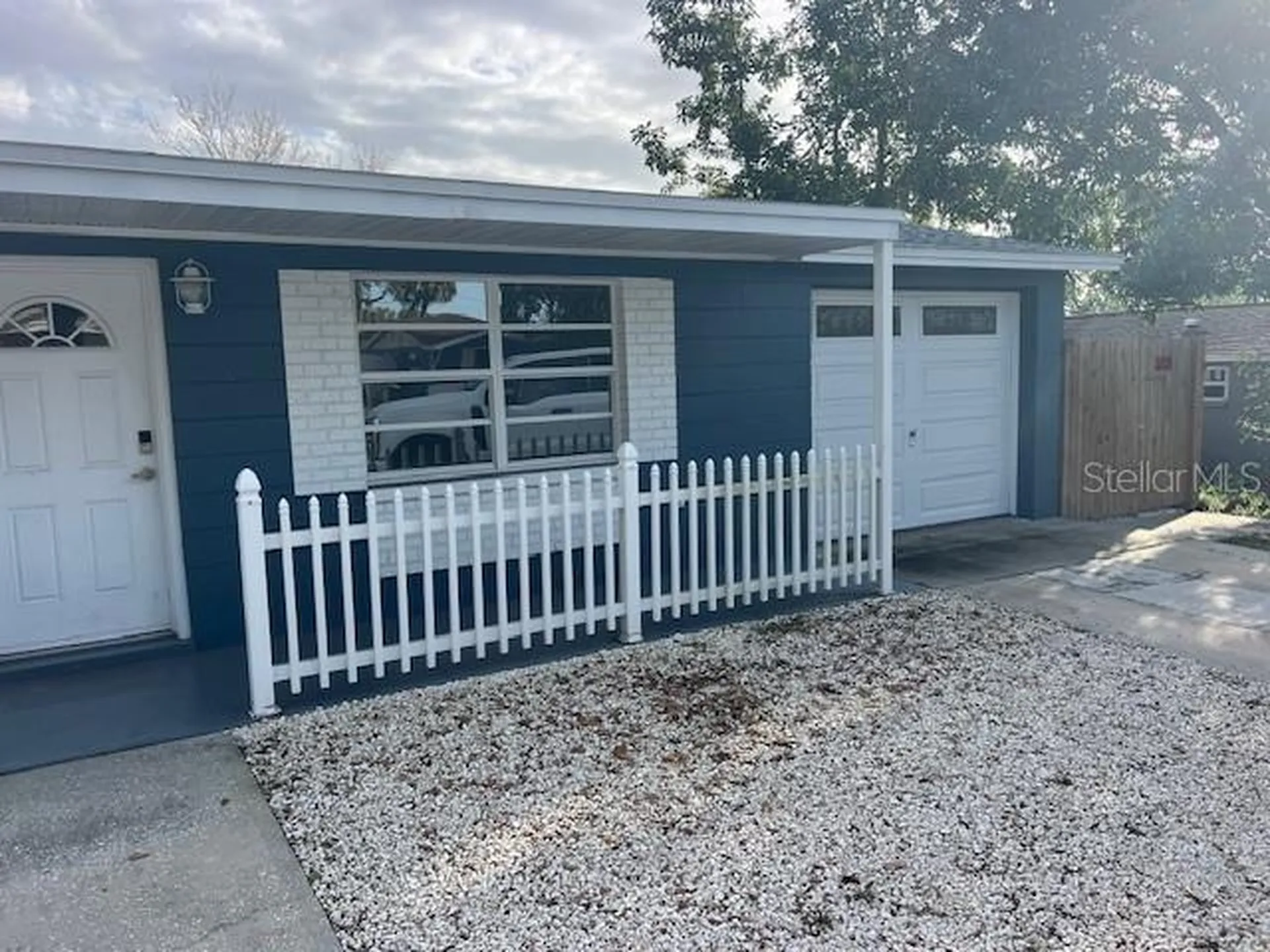 5026 Moog Road Holiday FL 34690
