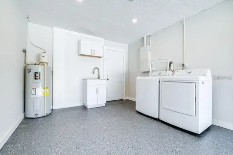 5026 Moog Road Holiday FL 34690