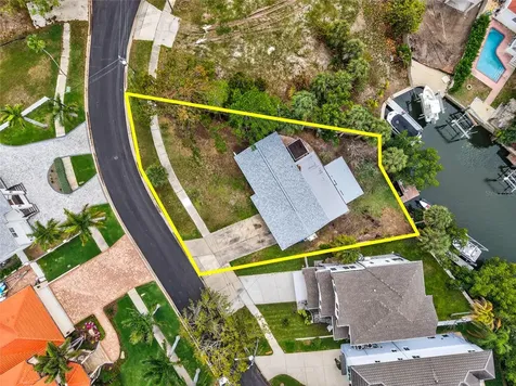 1809 Bayou Grande Boulevard NE St Petersburg FL 33703