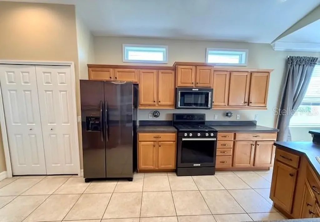 6614 64th Terrace E Bradenton FL 34203