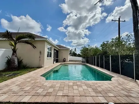 6614 64th Terrace E Bradenton FL 34203