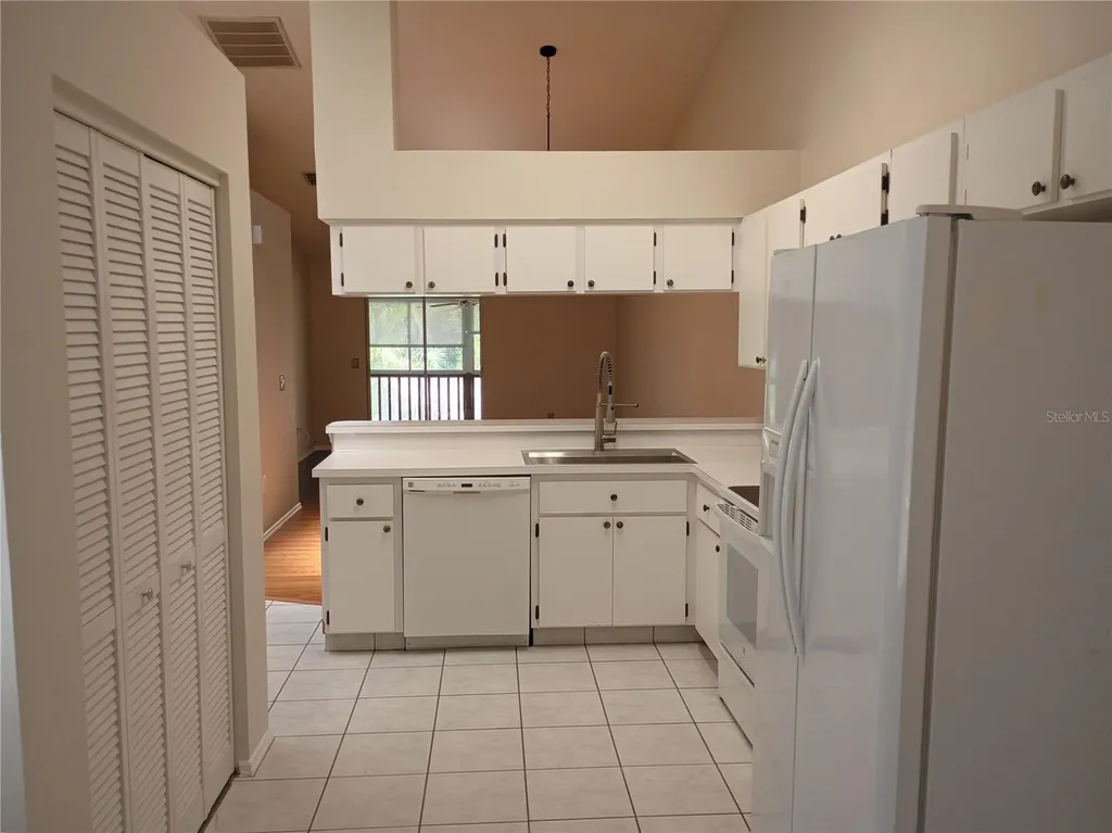 39650 Us Highway 19 N Tarpon Springs FL 34689