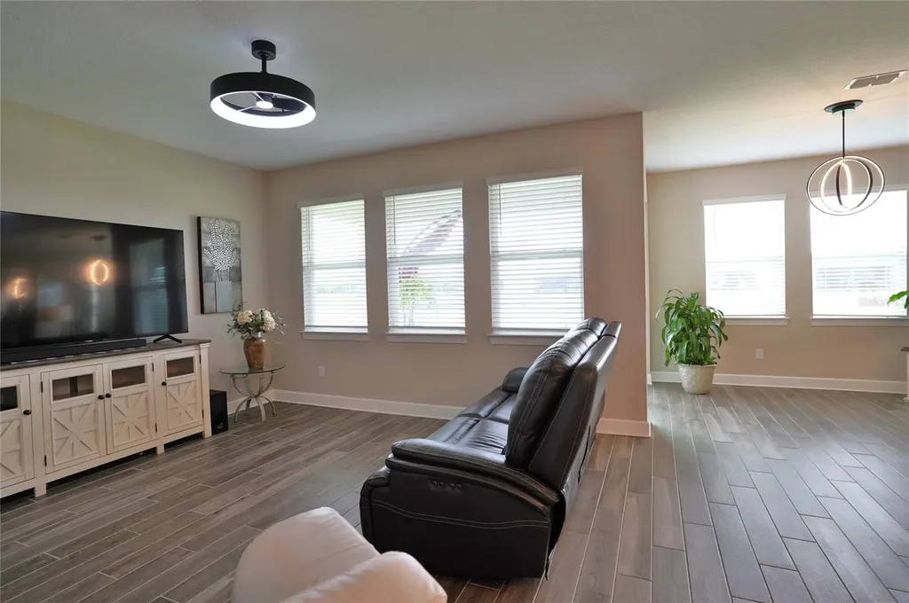 286 Daylily Boulevard Nokomis FL 34275