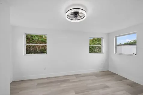 3838 Cherrywood Drive Holiday FL 34691