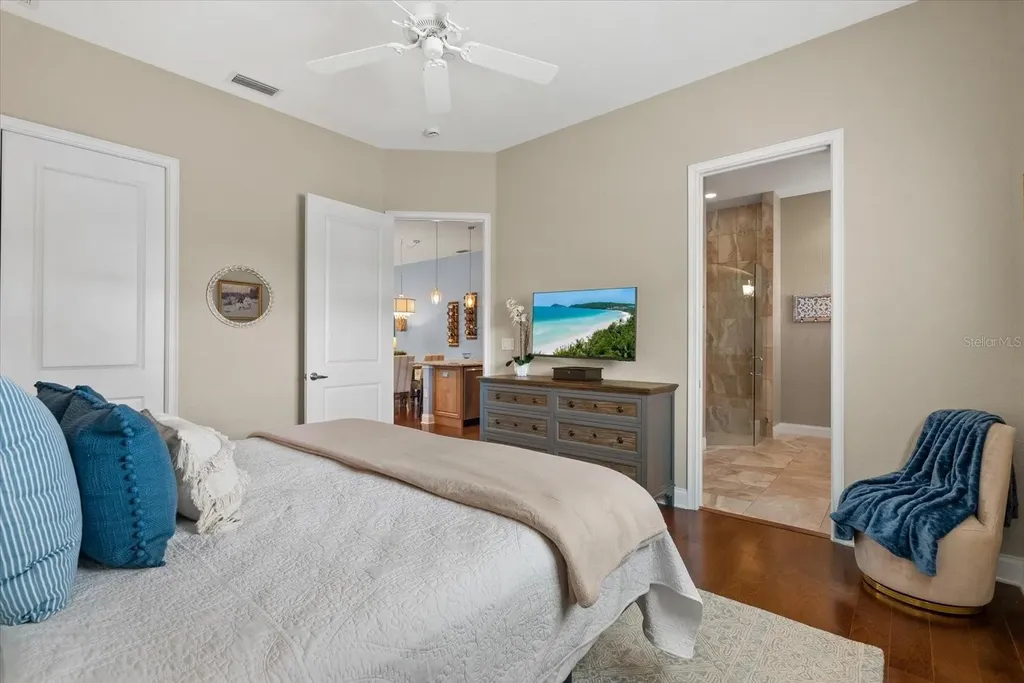 429 Nokomis Avenue S Venice FL 34285