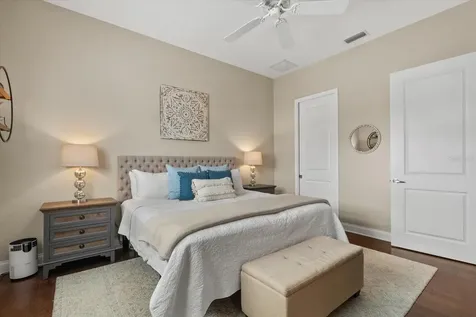 429 Nokomis Avenue S Venice FL 34285