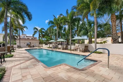 429 Nokomis Avenue S Venice FL 34285