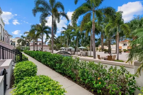 429 Nokomis Avenue S Venice FL 34285