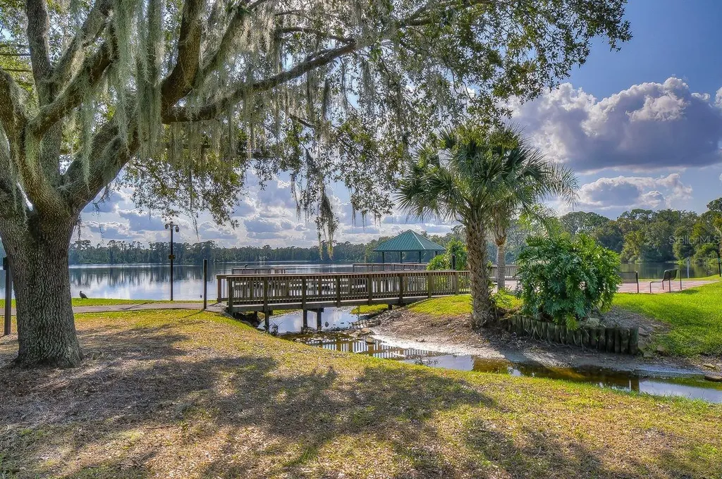 2913 Forest Club Drive Plant City FL 33566