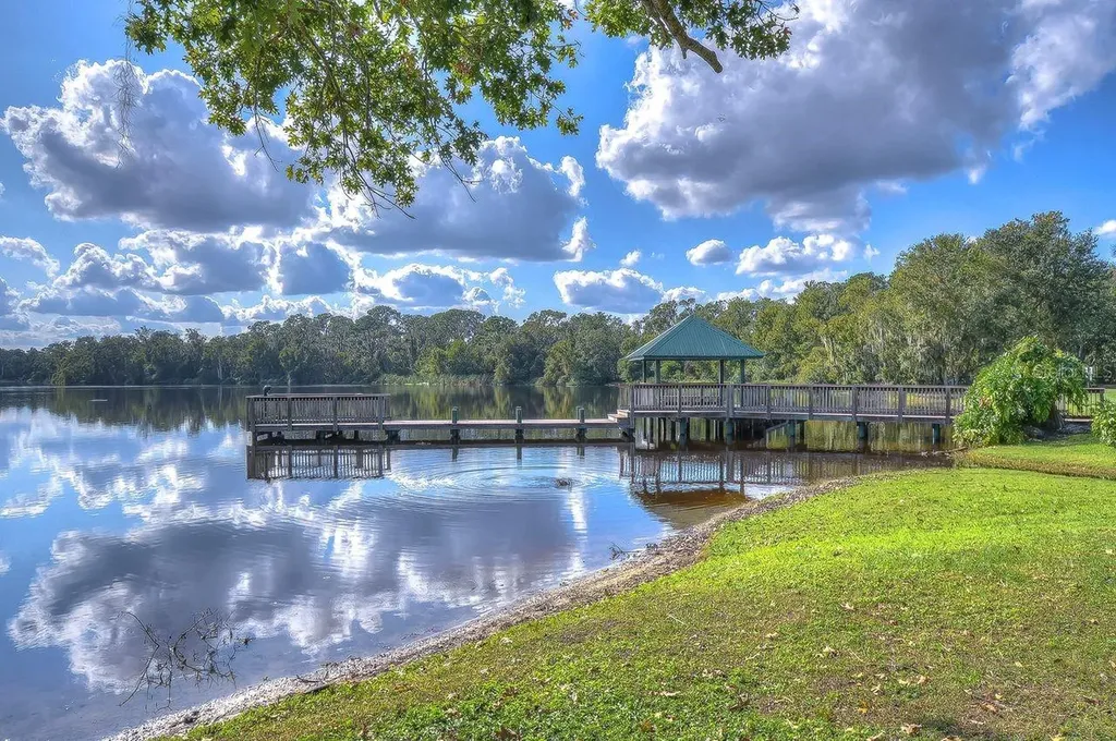 2913 Forest Club Drive Plant City FL 33566
