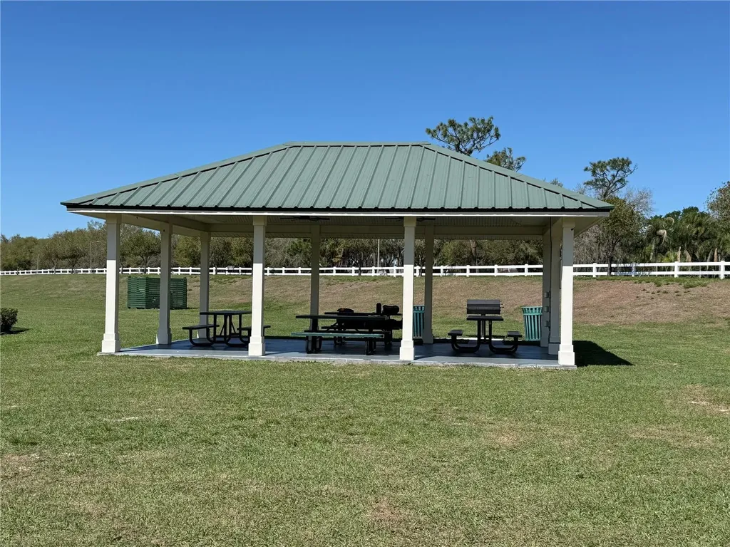 2913 Forest Club Drive Plant City FL 33566