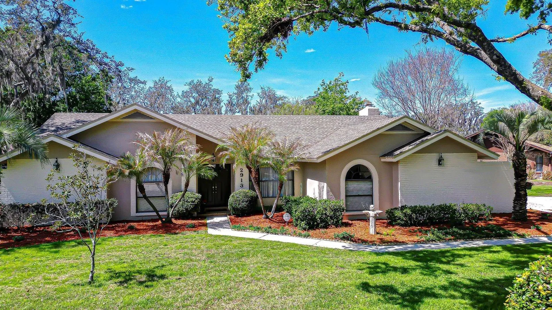2913 Forest Club Drive Plant City FL 33566