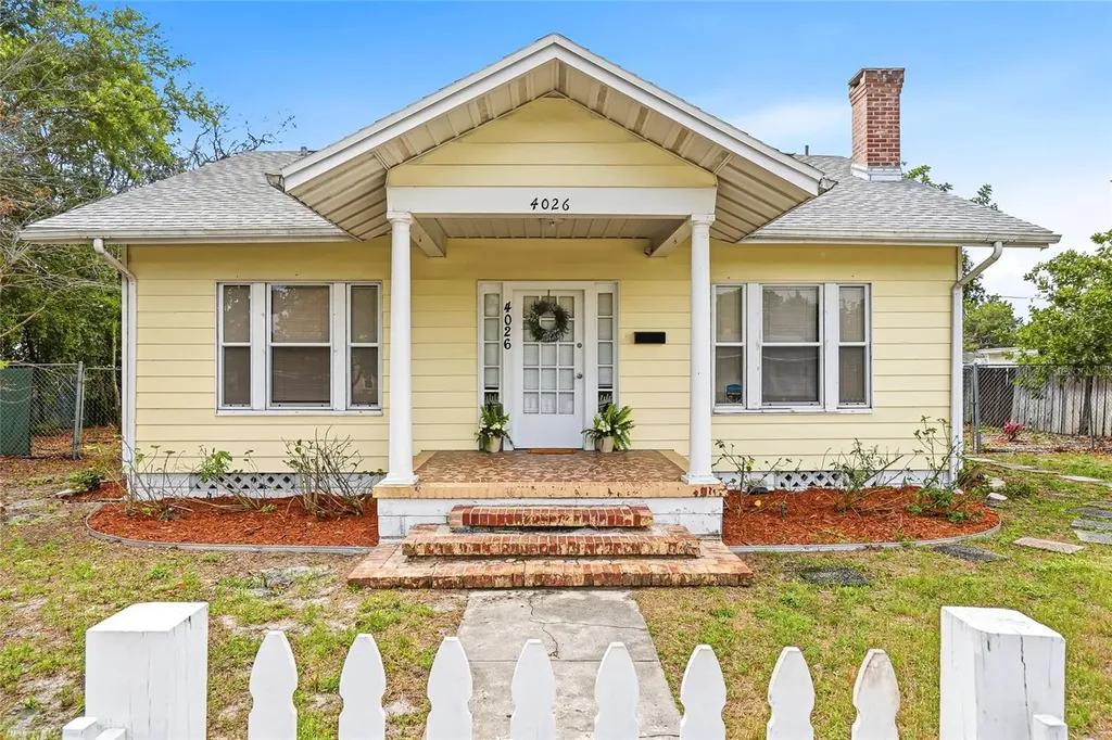 4026 4th Avenue S St Petersburg FL 33711