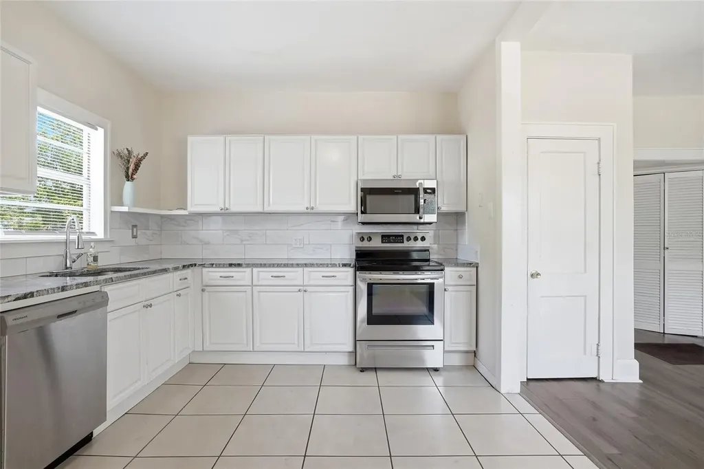 4026 4th Avenue S St Petersburg FL 33711