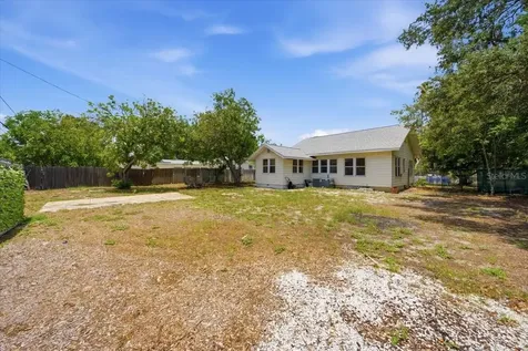 4026 4th Avenue S St Petersburg FL 33711