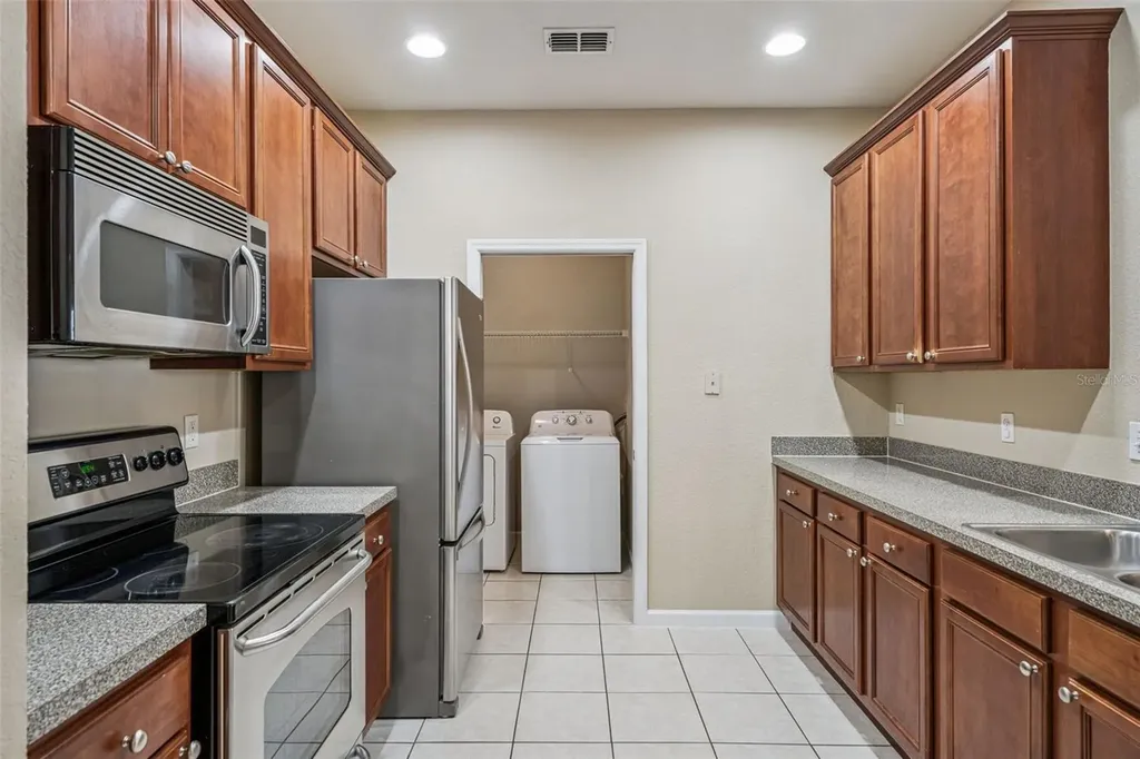 3001 Laurel Park Lane Kissimmee FL 34741