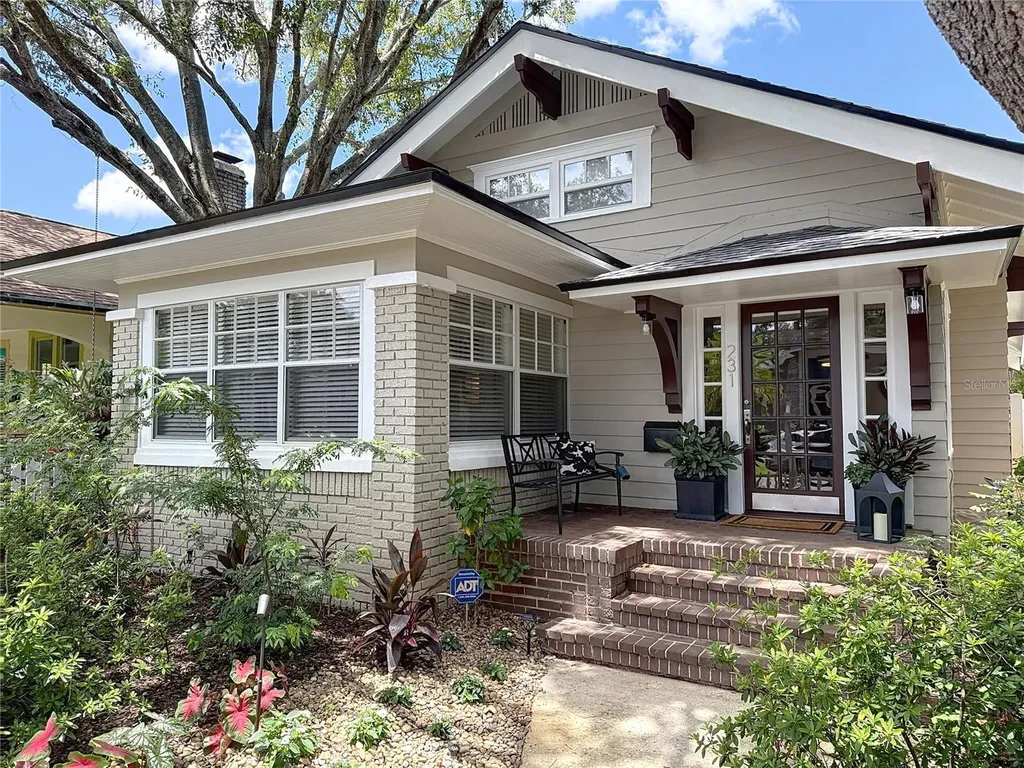231 15th Avenue NE St Petersburg FL 33704