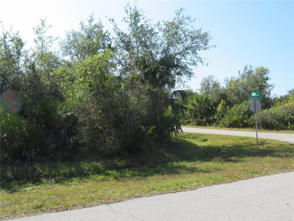 6186 Herb Street Englewood FL 34224