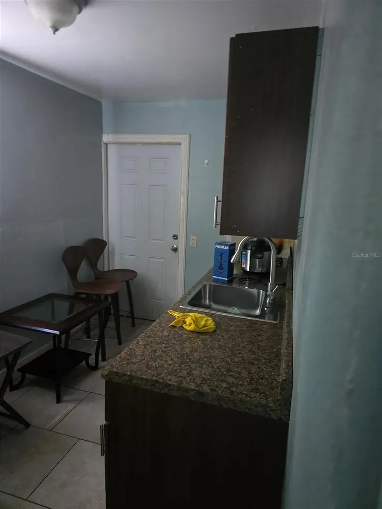 6217 Blossom Avenue Tampa FL 33614