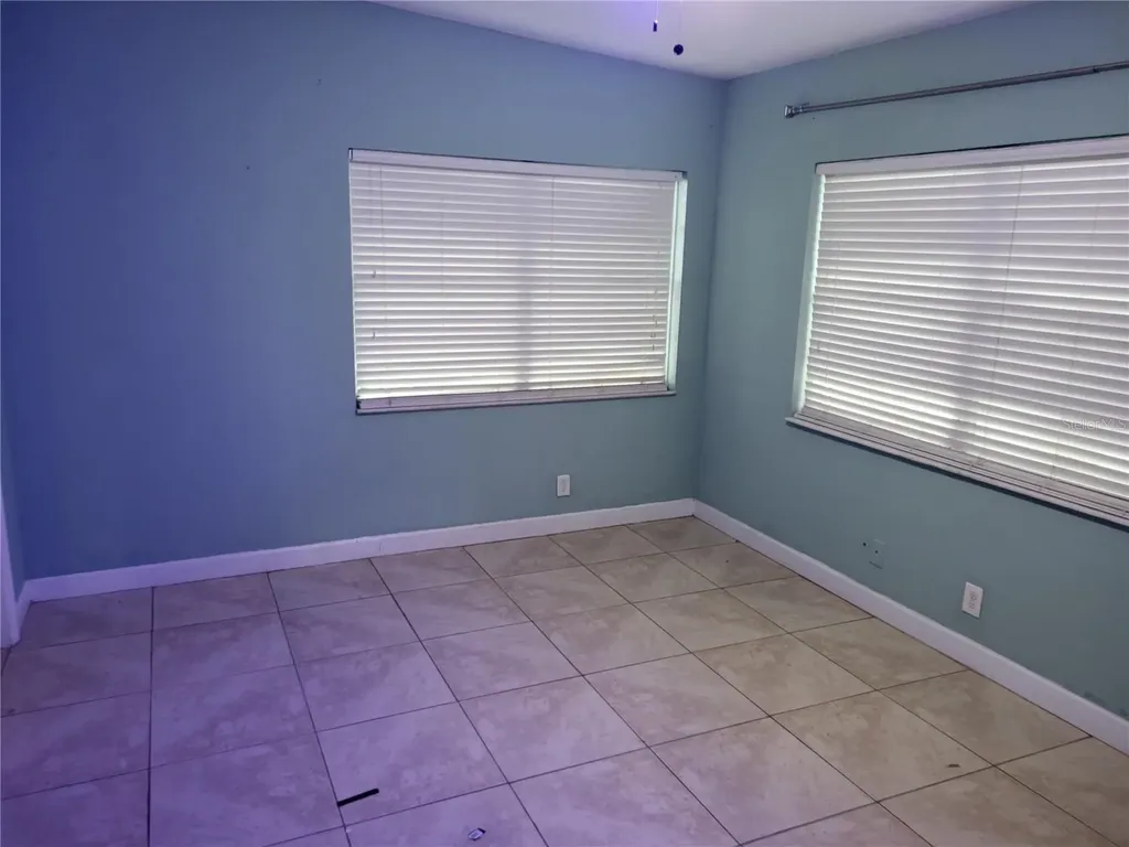 6217 Blossom Avenue Tampa FL 33614