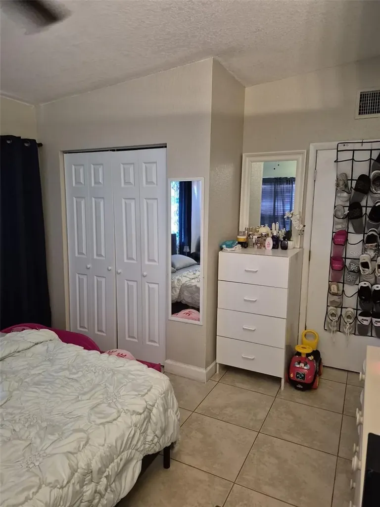 6217 Blossom Avenue Tampa FL 33614