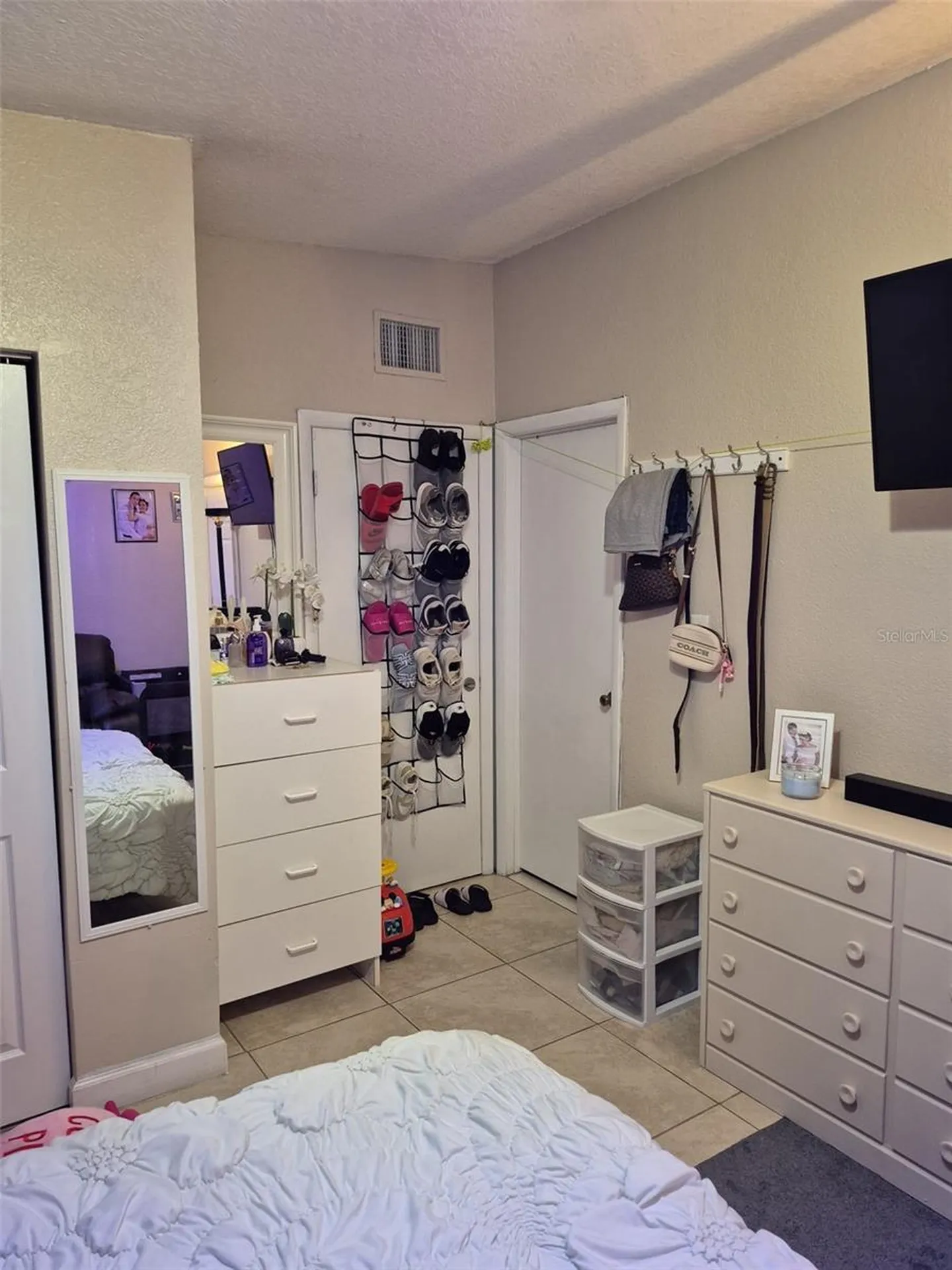 6217 Blossom Avenue Tampa FL 33614