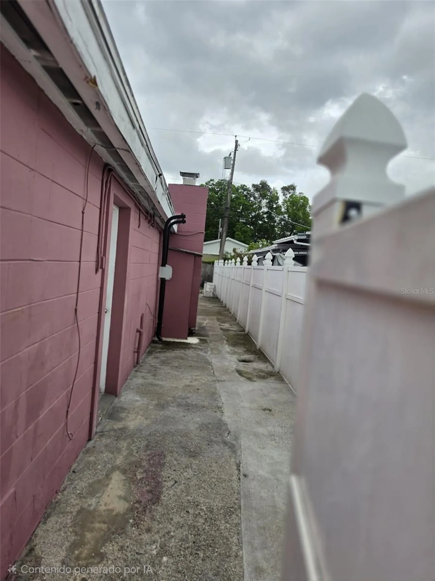 6217 Blossom Avenue Tampa FL 33614