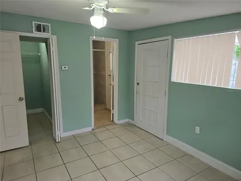6217 Blossom Avenue Tampa FL 33614