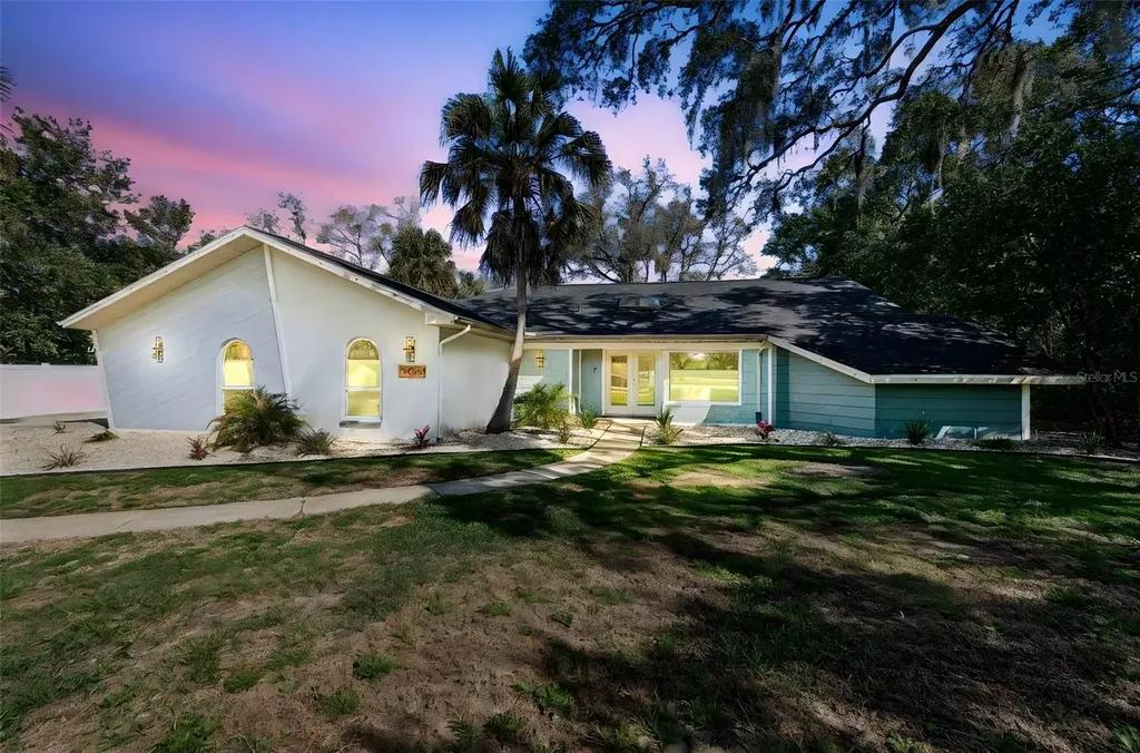 7995 Chaucer Drive Weeki Wachee FL 34607