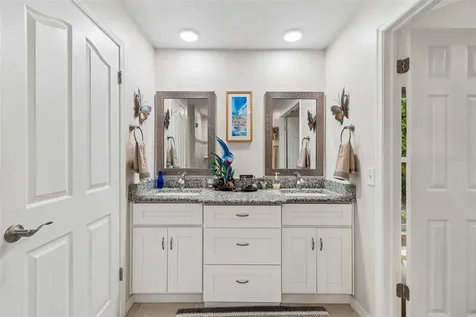 7995 Chaucer Drive Weeki Wachee FL 34607