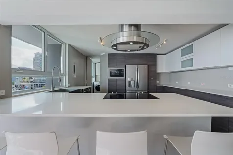 77 C.king's Court San Juan PR 00911