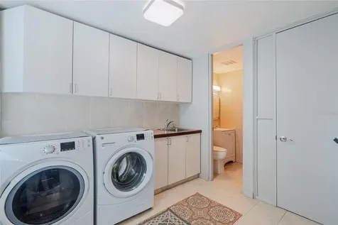 77 C.king's Court San Juan PR 00911