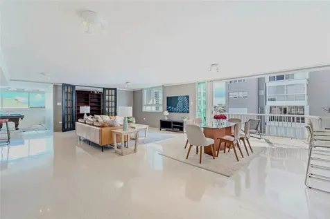 77 C.king's Court San Juan PR 00911