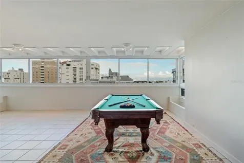 77 C.king's Court San Juan PR 00911
