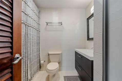 77 C.king's Court San Juan PR 00911