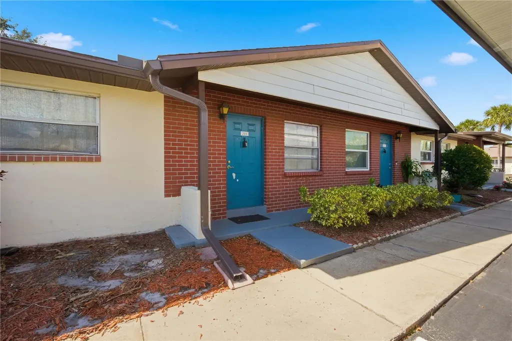 24862 Us Highway 19 N Clearwater FL 33763