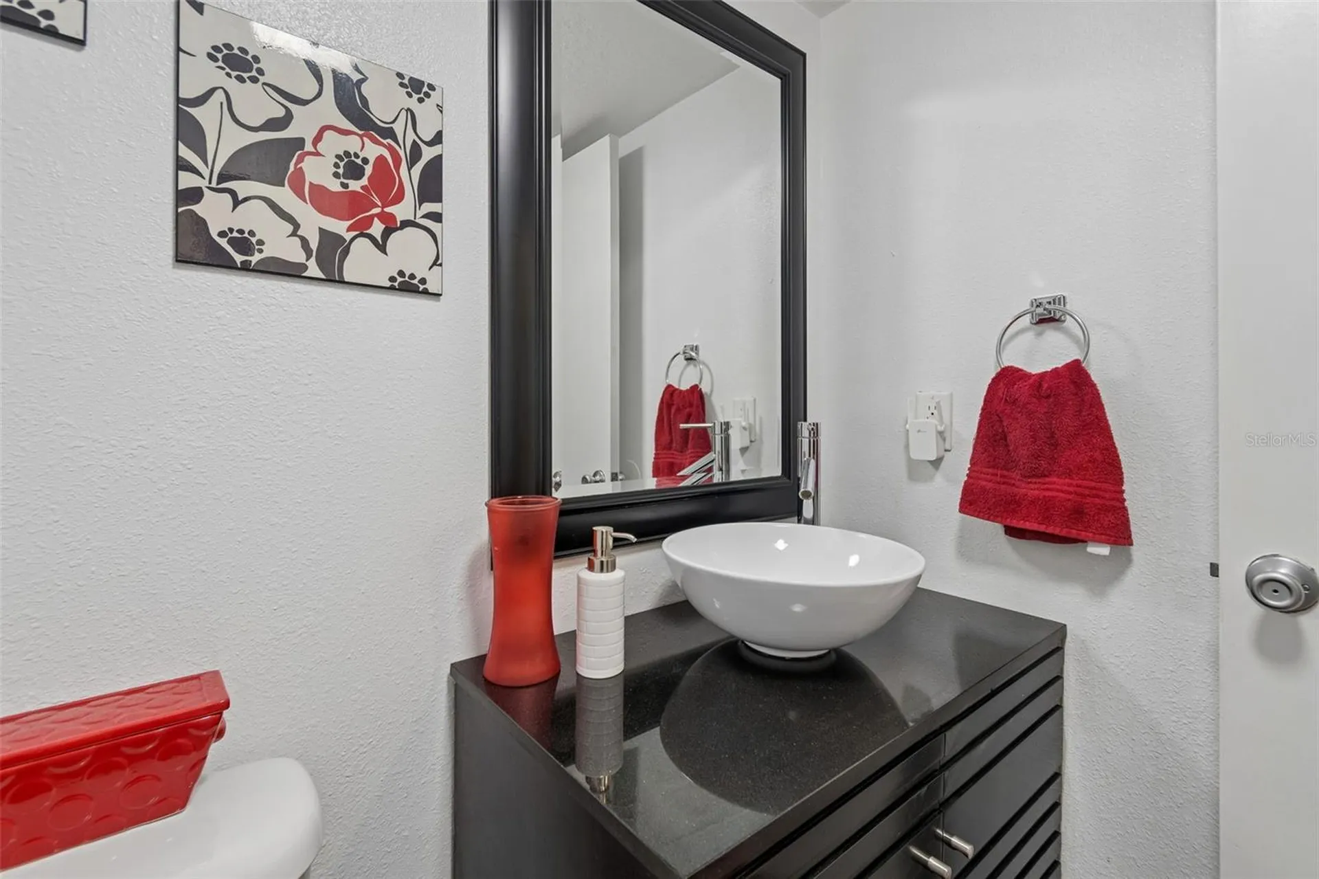 6815 Mitchell Circle Tampa FL 33634