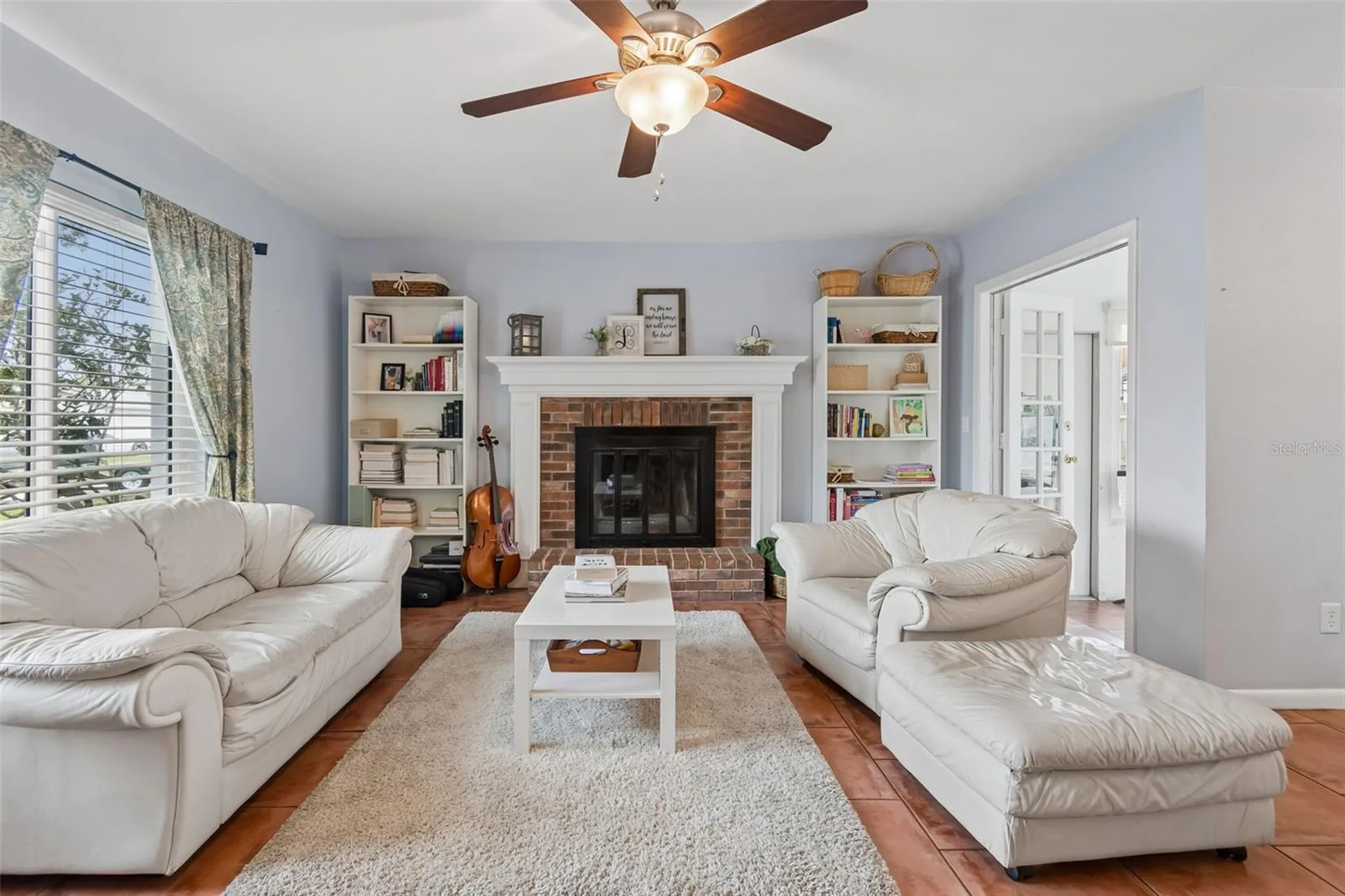 6815 Mitchell Circle Tampa FL 33634