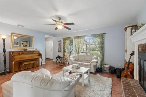 6815 Mitchell Circle Tampa FL 33634