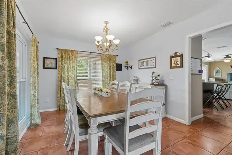 6815 Mitchell Circle Tampa FL 33634