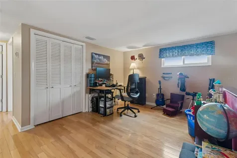 6815 Mitchell Circle Tampa FL 33634