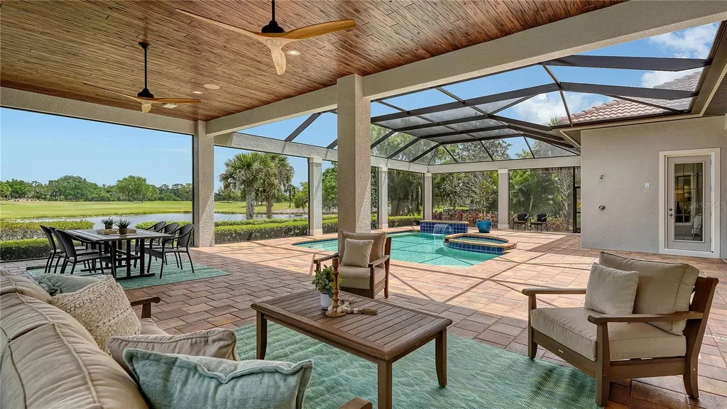 4127 Founders Club Drive Sarasota FL 34240