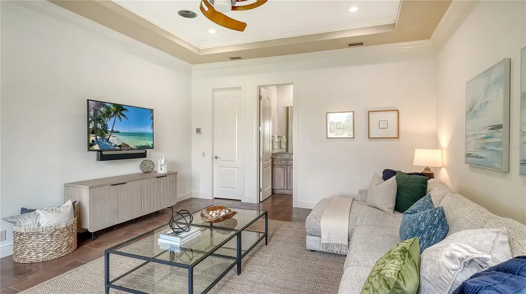 4127 Founders Club Drive Sarasota FL 34240