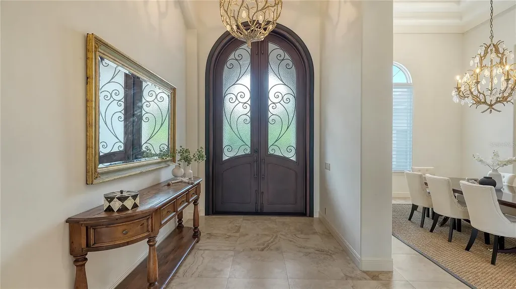 4127 Founders Club Drive Sarasota FL 34240
